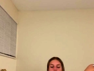 Ambie Bambii Hot Solo Session On The Bed Onlyfans Video